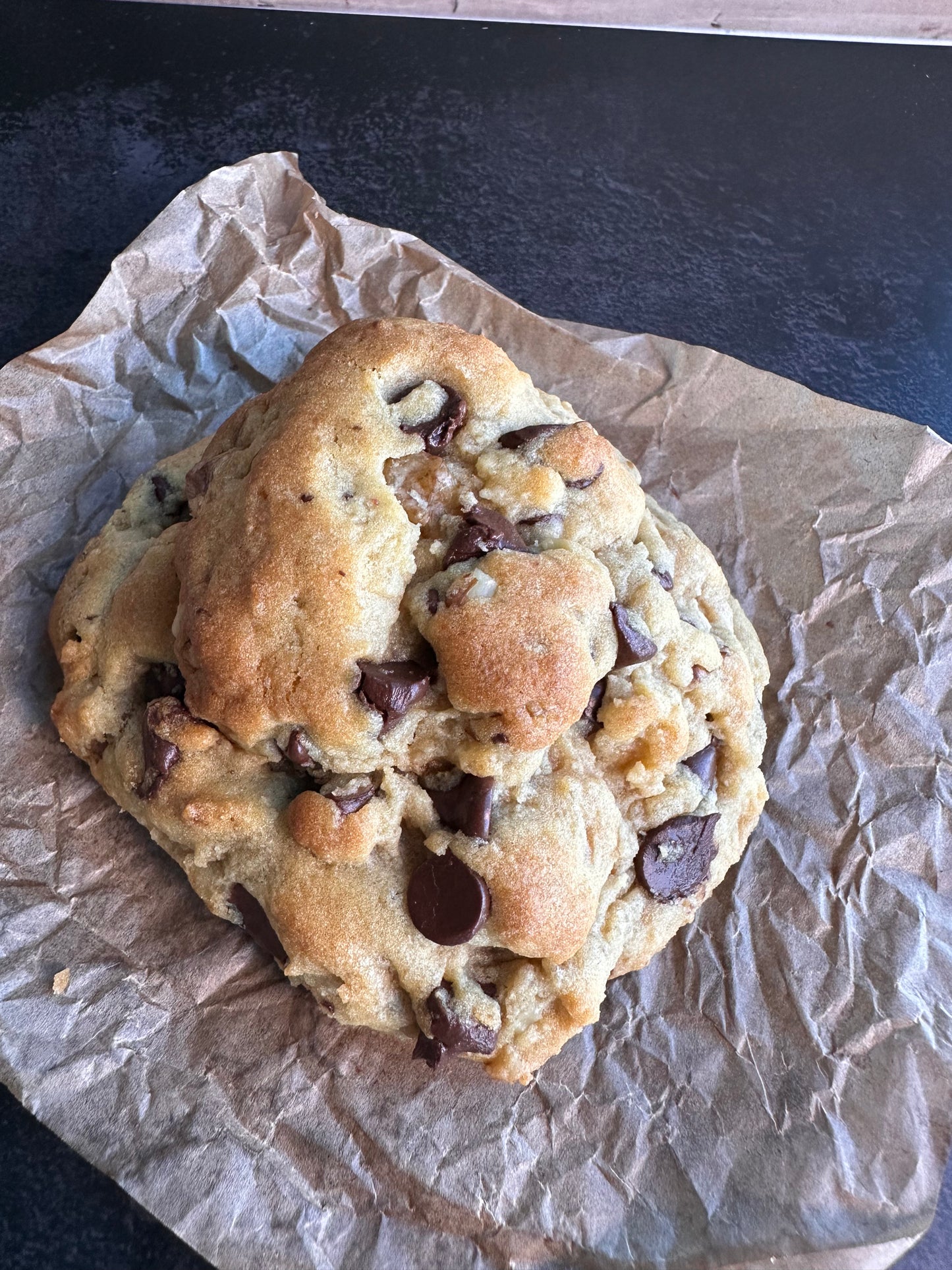 Chocolate Chip Walnut Cookies