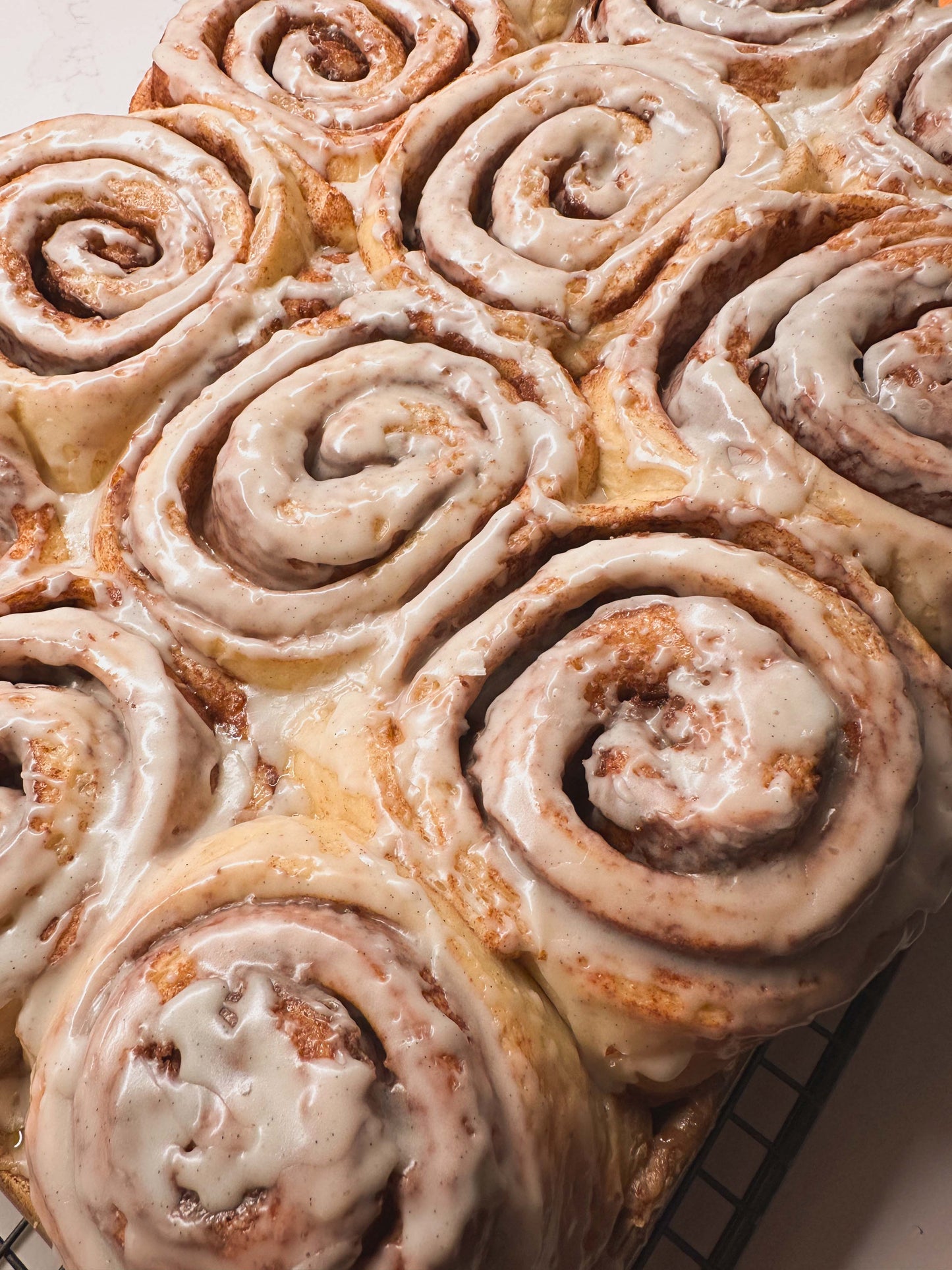 Jumbo Cinnamon Roll with Vanilla Bean Glaze