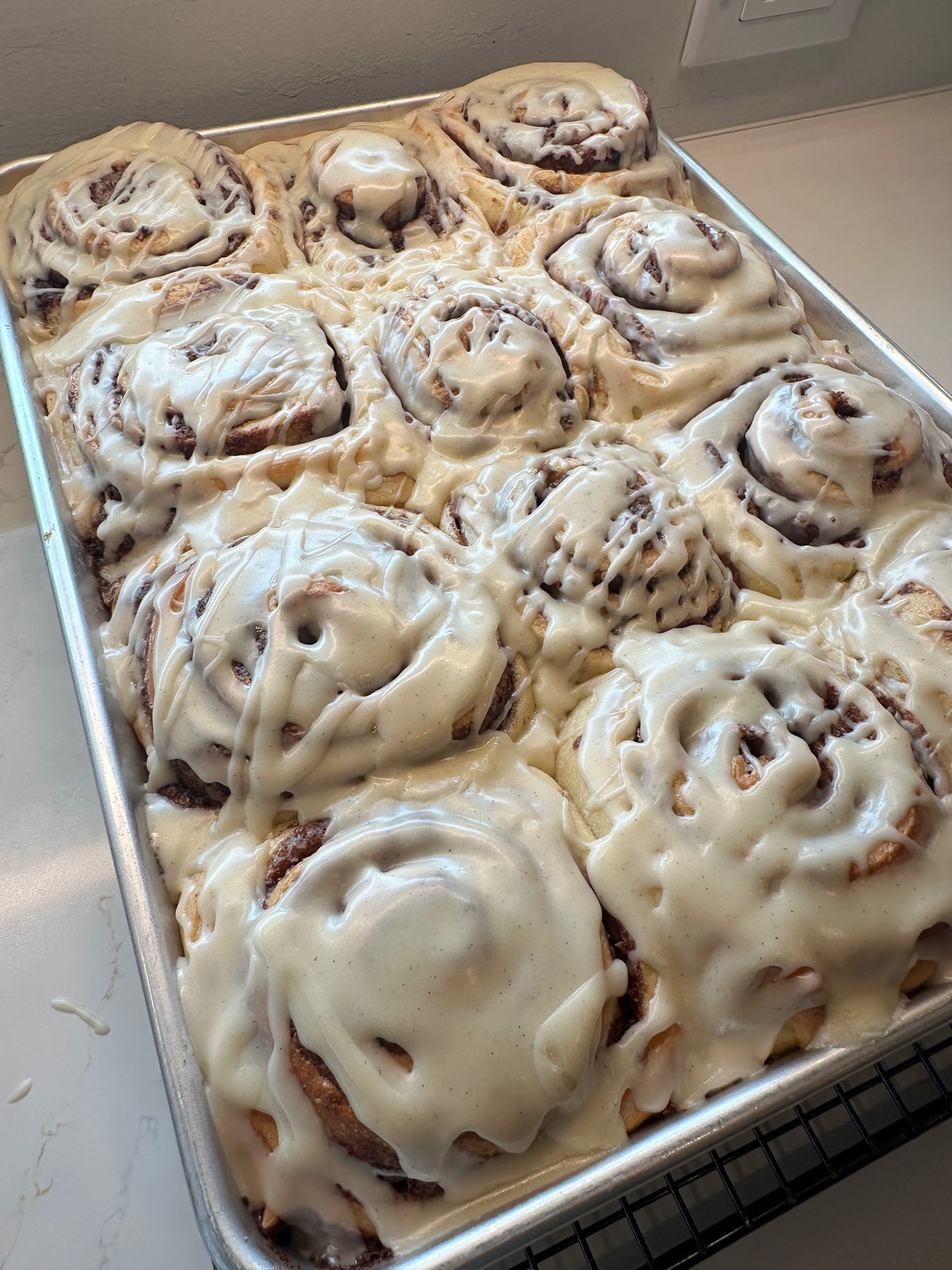 Jumbo Cinnamon Roll with Vanilla Bean Glaze